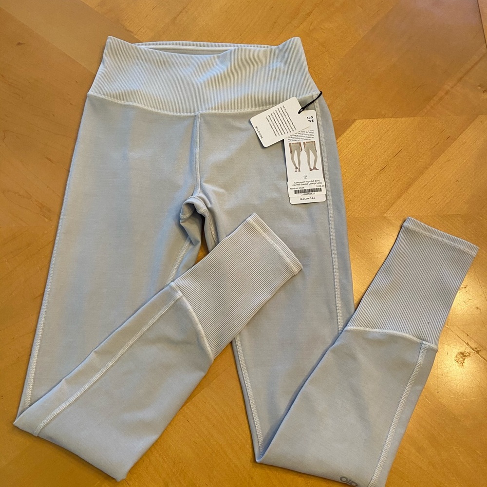 Alo Leggings